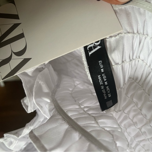 Zara Off Shoulder Top - Picture 4 of 4